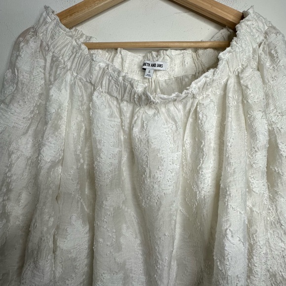 Elizabeth and James Women’s Geneva Off The Shoulder Long Sleeve Blouse Size S - Picture 3 of 10